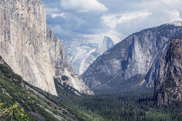 Yosemite bare cliffs