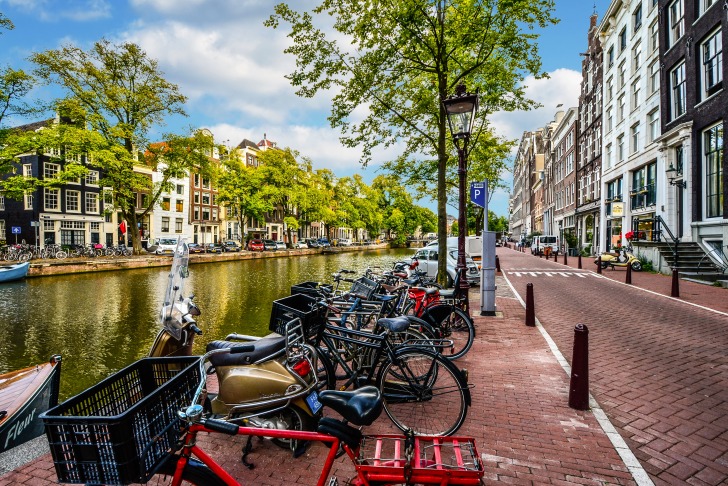 Amsterdam canal and bikes