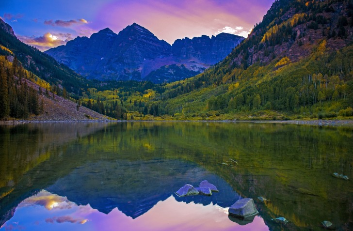 Picturesque mountain lake