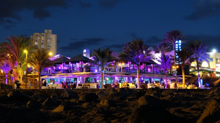 Purple lighted restaurant in Miami