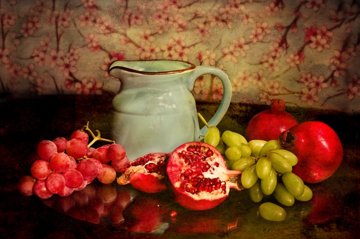 Fruit on the table