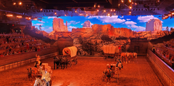 Dixie Stampede - Pigeon Forge, Tennessee