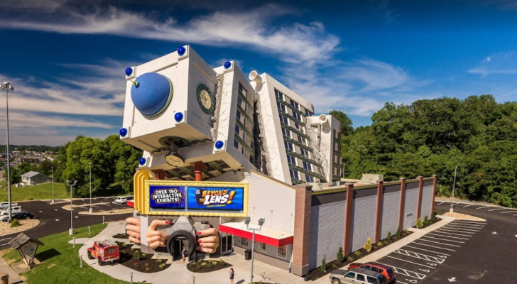 Beyond The Lens - Pigeon Forge, Tennessee