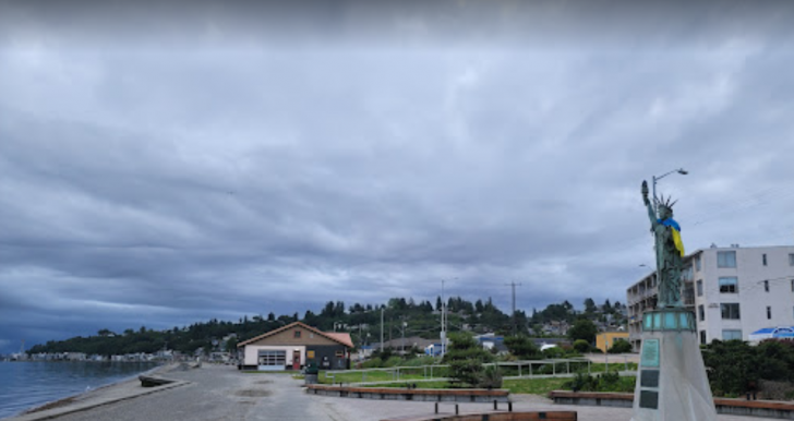 Alki Beach Park