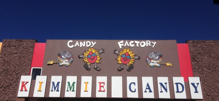 Kimmie Candy Factory Tours