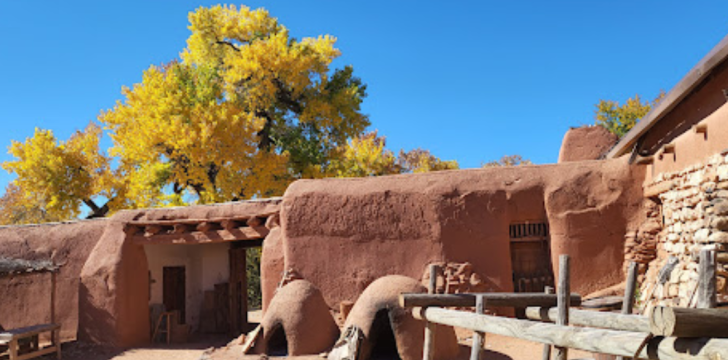 El Rancho de las Golondrinas 