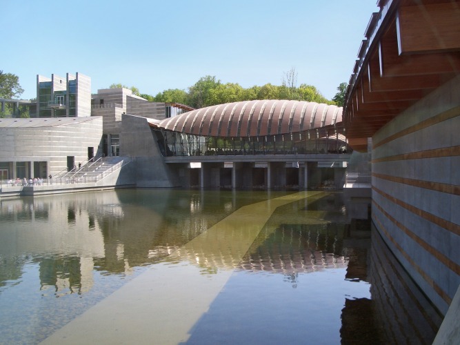 Crystal Bridges Museum