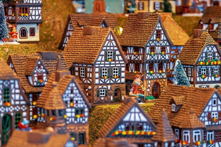 Christmas decorative houses