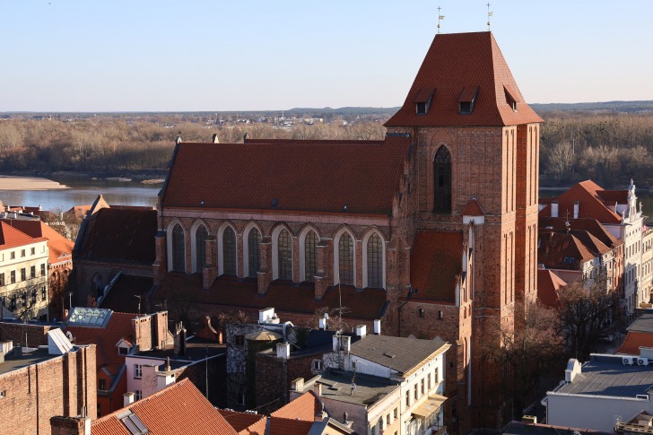 A view of the Cathedral St. John from the town hall tower