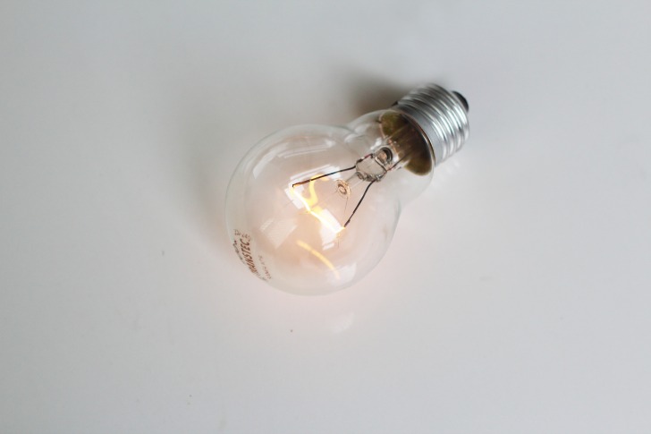 Light bulb