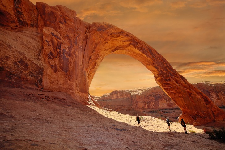 Corona arch