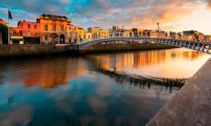 dublin-top-ten-hapenny-bridge-bg