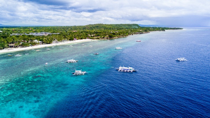 Alona Beach, Bohol