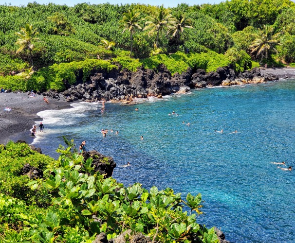 Honokalani Beach