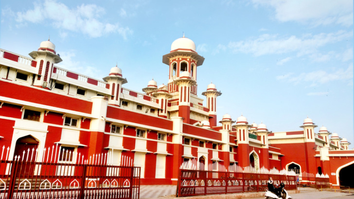Ludhiana, punjab, india, 14th june 2020 : View of the colonial heritage building of the ludhiana railway station