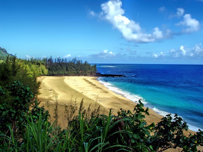 Lumahai Beach