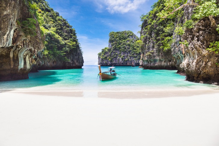 beach travellers thailand