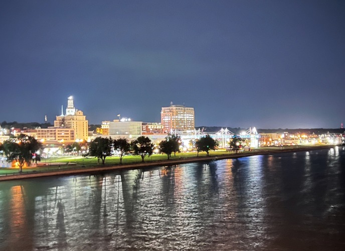 Davenport, IA