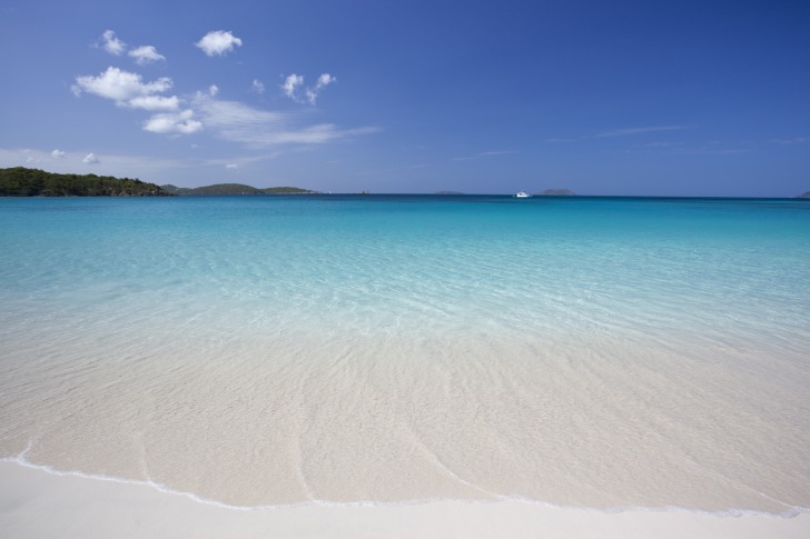 Cinnamon Bay Beach