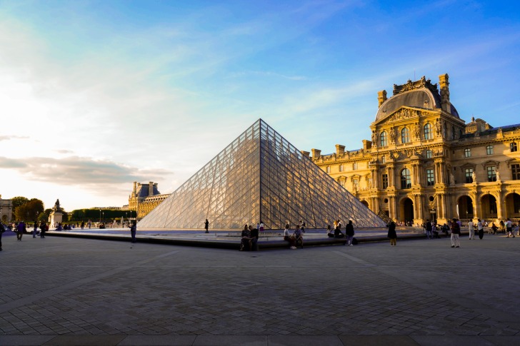 Louvre Museum