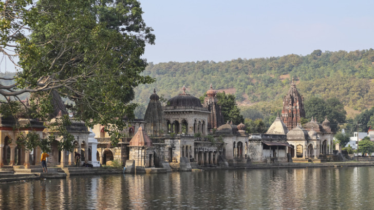 INDIA, MAHARASHTRA, NAGPUR, November 2023, Tourist at Ancient Temples on the bank of Ambala Lake, Ramtek