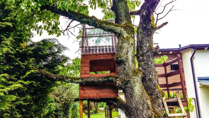 Treehouse, Italy