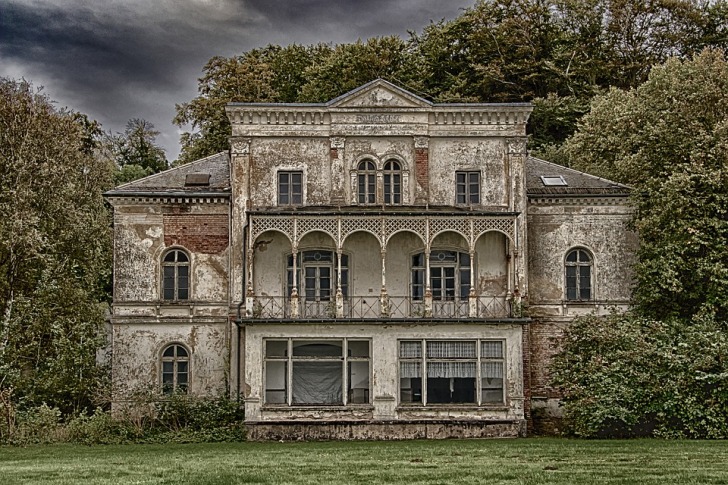 Abandoned house