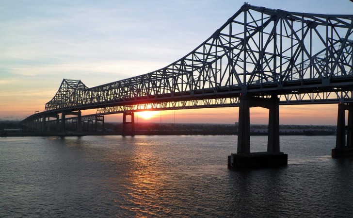 Mississippi River bridge