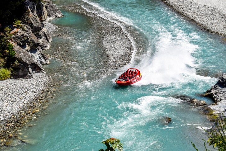 New Zealand rafting