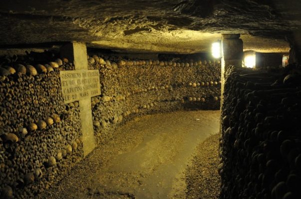 Traveling, Creepiest Places, Catacombs of Paris