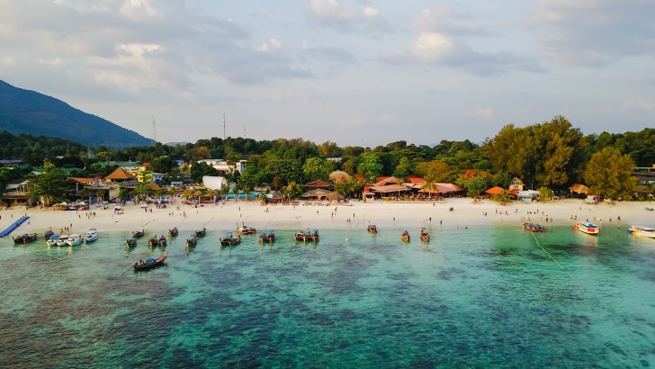 Keep Your Eyes Clean and Sanitized While Snorkeling