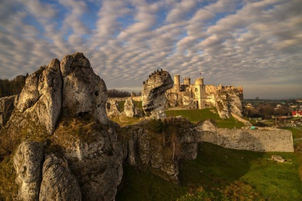 Ogrodzieniec Castle