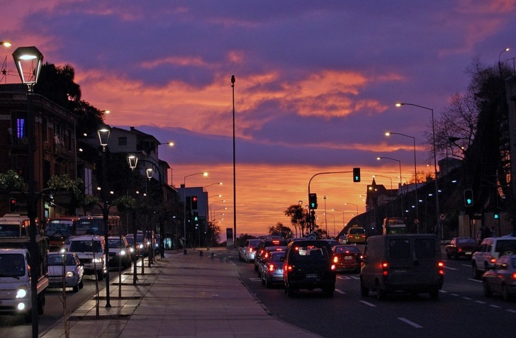 Vina Del Mar street at night