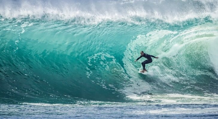 A surfer and a wave