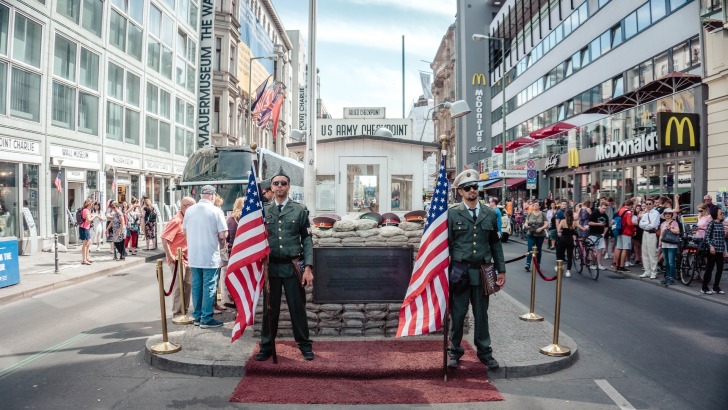 Berlin US Army checkpoint